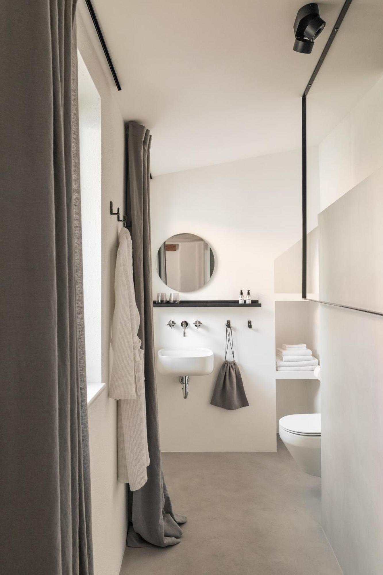 April1550 Boutique Hotel Любляна Екстер'єр фото